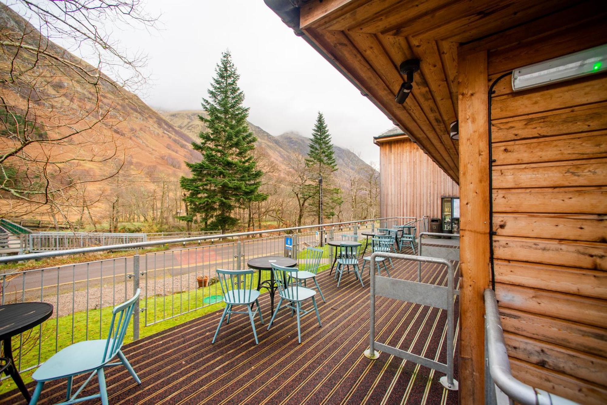 Glen Nevis Youth Hostel Форт-Уильям Экстерьер фото The view from the balcony of the visitor centre